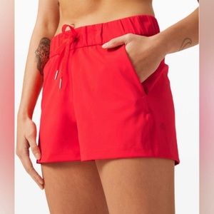 Lulu Lemon On the Fly Short